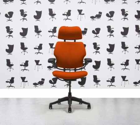 Refurbished Humanscale Freedom High Back with Headrest - Graphite Frame - Lobster Fabric - Corporate Spec