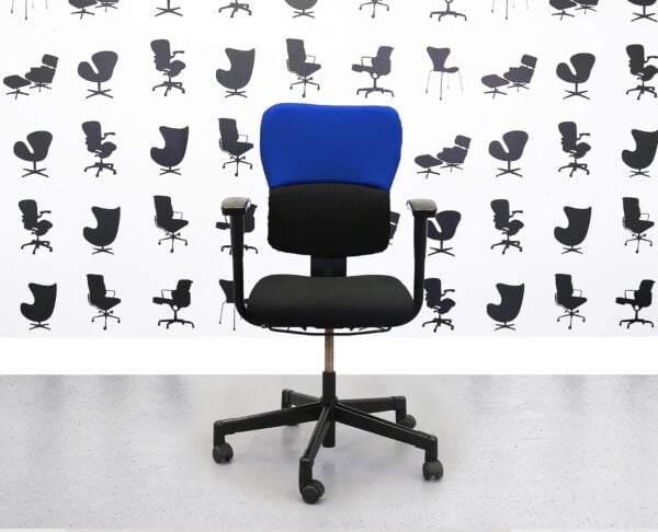 Refurbished Steelcase Lets B Chair - Black Seat with Black & Scuba Back YP082 - Corporate Spec