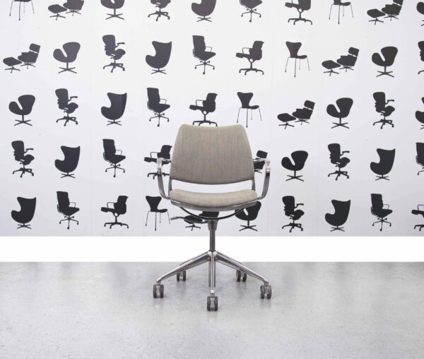 Refurbished STUA Gas Swivel Chair - Light Grey - Corporate Spec