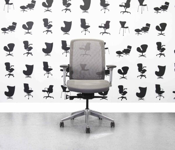 Gereviseerde Bestuhl J1 Task Chair - Grijs - 3D - Corporate Spec