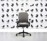 Refurbished Steelcase Leap V2 Chair - Blizzard YP081 - Corporate Spec