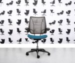 Gereviseerde Humanscale Liberty Task Chair - Chrome Grey Mesh - Curacao Seat - Corporate Spec