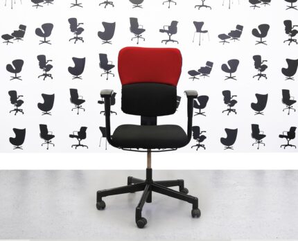 Refurbished Steelcase Lets B Chair - Black Seat with Black and Calypso Back -YP106 - Corporate Spec
