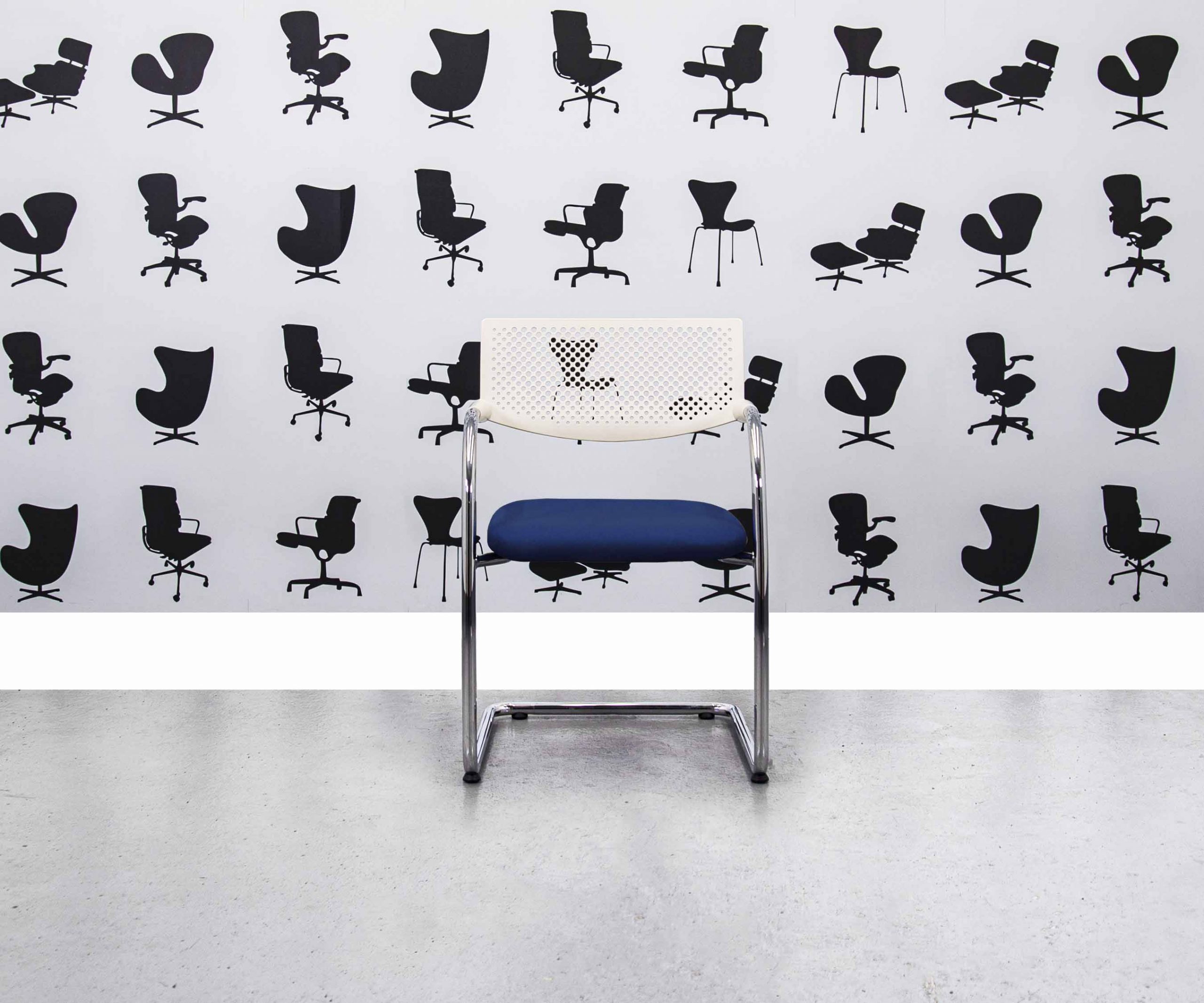 Refurbished Vitra Visavis 2 Meeting Chair - Curacao - Corporate Spec Refurbished Vitra Visavis 2 Meeting Chair - Curacao - Corporate Spec
