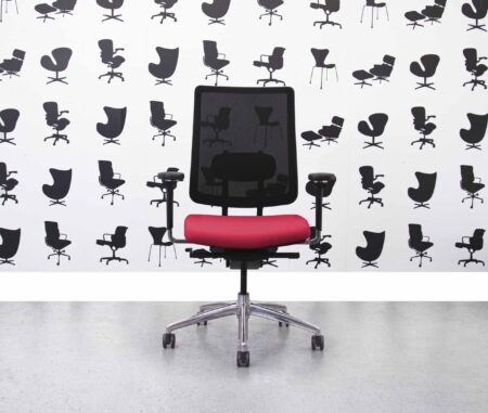 Refurbished Boss Design Moneypenny 4D - Black Mesh - Belize Seat - Corporate Spec