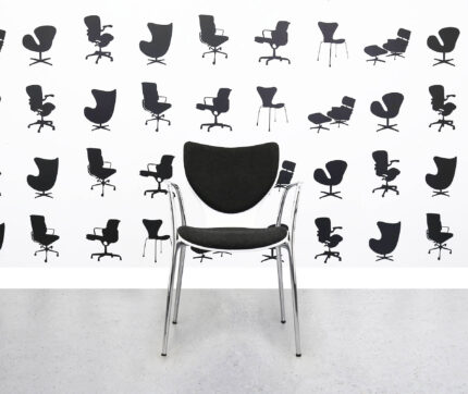 Refurbished Alaba - Corka by Jorge Pensi - Meeting Chair - White Plastic Back - Grey Seat - Corporate Spec