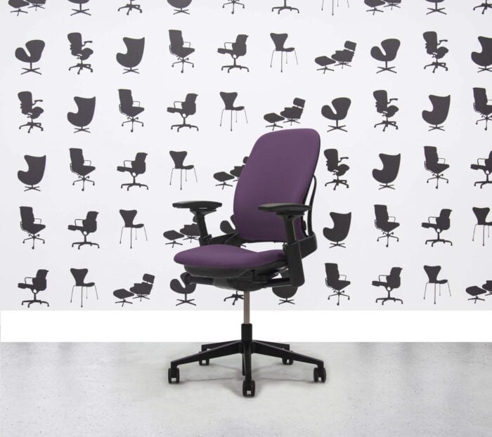 Refurbished Steelcase Leap V2 Chair - Tarot - YP084 - Corporate Spec 1