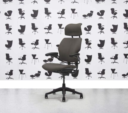 Refurbished Humanscale Freedom High Back with Headrest - Graphite Frame - Sombrero Fabric - Corporate Spec 1