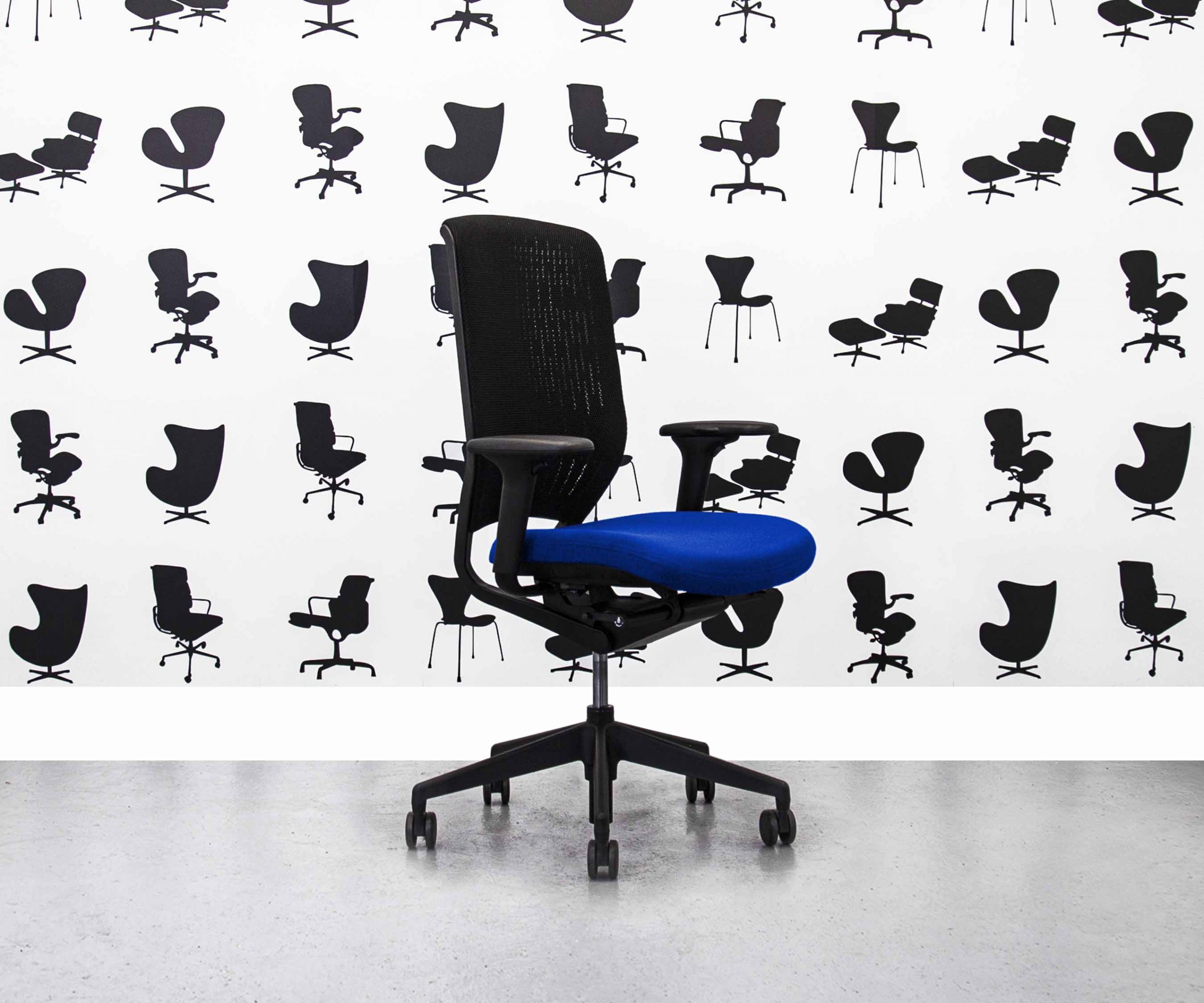 Refurbished Senator Evolve Office Chair - Full Spec - Scuba - Corporate Spec 3 Refurbished Senator Evolve Office Chair - Full Spec - Scuba - Corporate Spec 3