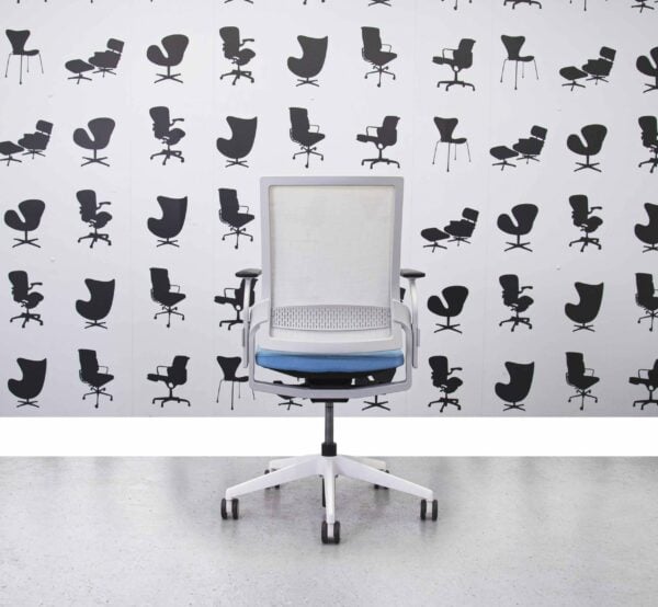 Refurbished Senator Ecoflex Office Chair - White Frame - Bluebell - Corporate Spec 2
