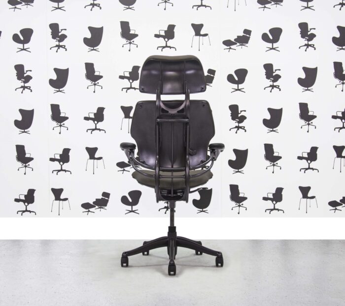 Refurbished Humanscale Freedom High Back with Headrest - Graphite Frame - Sombrero Fabric - Corporate Spec 2