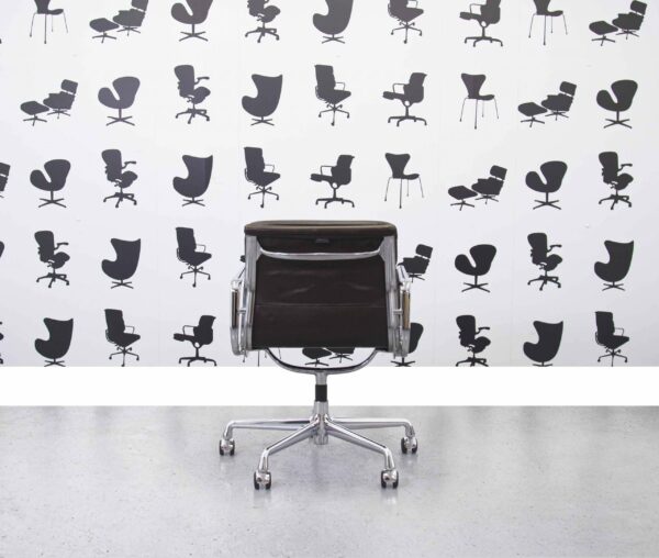 Refurbished Vitra Soft Pad EA208 with Castors - Brown Leather - Chrome Frame - Corporate Spec 2