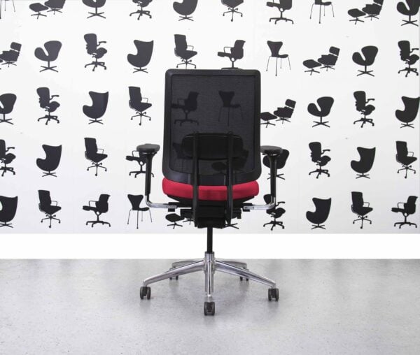 Refurbished Boss Design Moneypenny 4D - Black Mesh - Belize Seat - Corporate Spec 2