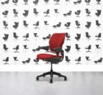 Gereviseerde Humanscale Freedom Lage Rug Werkstoel - Paseo - Zwart Frame - Corporate Spec - Corporate Spec 2