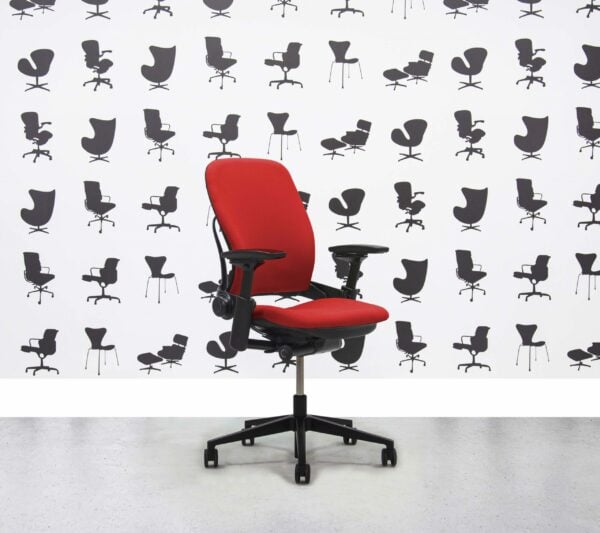 Refurbished Steelcase Leap V2 Chair - Belize YP105 - Corporate Spec 3