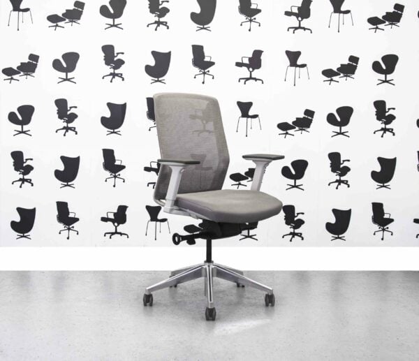 Gereviseerde Bestuhl J1 Task Chair - Grijs - 3D - Corporate Spec 3