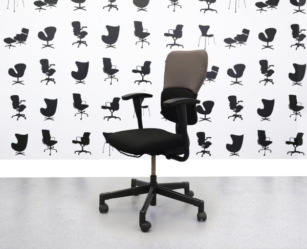 Refurbished Steelcase Lets B Chair - Black Seat With Black and Blizzard Back - YP081 - Corporate Spec 3