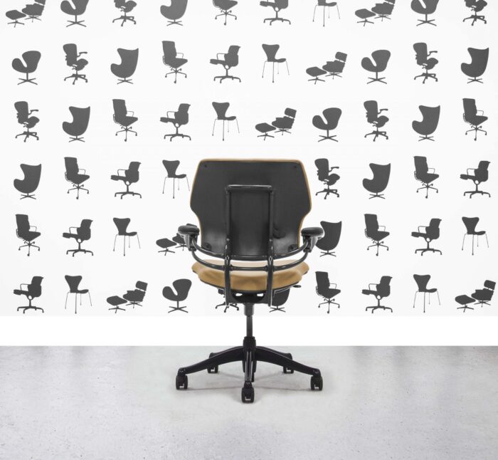 Refurbished Humanscale Freedom Low Back Task Chair - Sandstorm - Black Frame - Corporate Spec 3