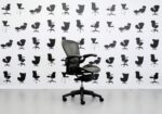 Refurbished Herman Miller Aeron Size B Grey Tuxedo Mesh - Lumber - Image 4