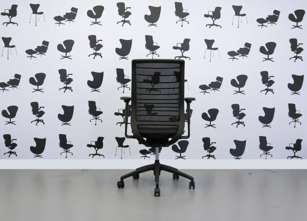 Refurbished Interstuhl Hero - Chair - Grey Seat - Black Mesh Back