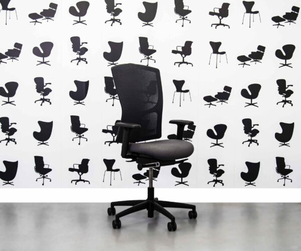 Refurbished Kinnarps Mento Task Chairs - Black