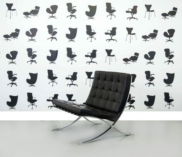 Knoll Barcelona in Black Leather