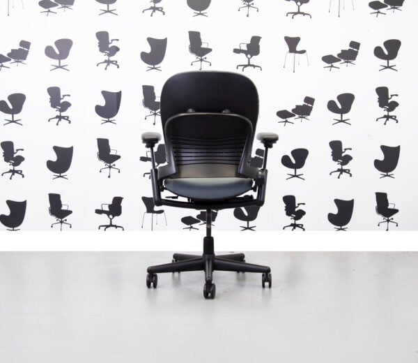 Refurbished Steelcase Leap V1 in Paseo