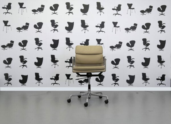 VITRA CHARLES EAMES EA217 CONFRENCE CHAIR BEIGE LEATHER ALUMINIUM FRAME 16 1094.99 1 scaled 1