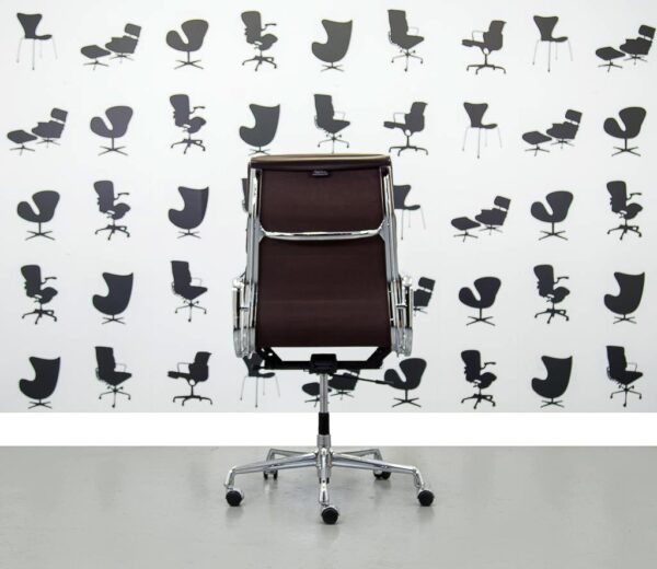 Vitra EA219 With a Chrome Frame in Brown Leather