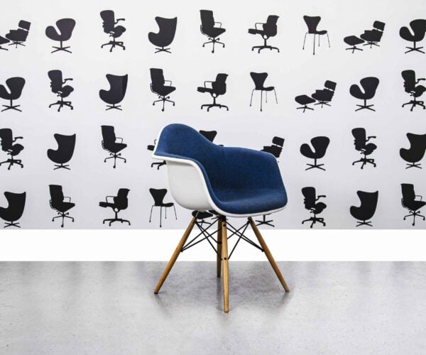 Refurbished Vitra DAW Eames Plastic Chair - Blue Moor Brown 3