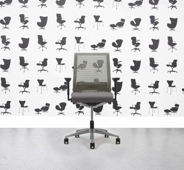 Refurbished Steelcase Think - Mesh Back - Blizzard Seat - Corporate Spec