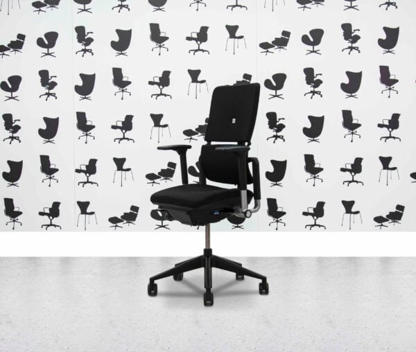 Refurbished Steelcase Please V2 - 3D Arms - Black Frame, Seat and Back - Corporate Spec 1