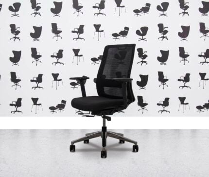 Refurbished Triumph Vitesse Air Chair - Black - Corporate Spec 1