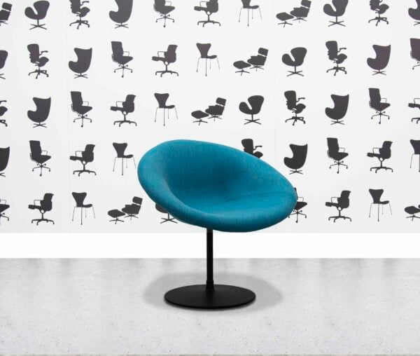 Refurbished Artifort - Globe Lounge Chair - Blue Fabric - Corporate Spec 3
