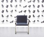 Knoll Brno Flat Bar Chair in donkerblauw leer Chroom frame - Corporate Spec