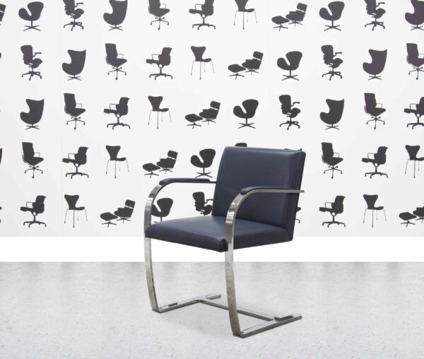 Knoll Brno Flat Bar Chair in donkerblauw leer Chroom frame - Corporate Spec 1