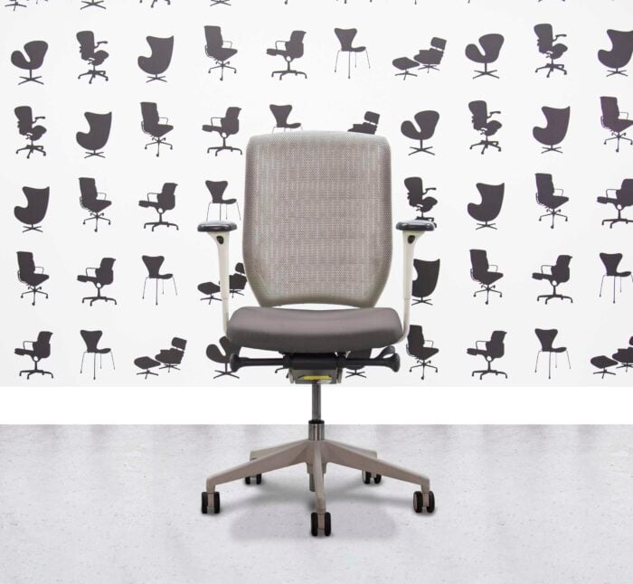 Refurbished Senator Evolve V2 Office Chair - Full Spec - White Frame - Grey Mesh - Blizzard - Corporate Spec