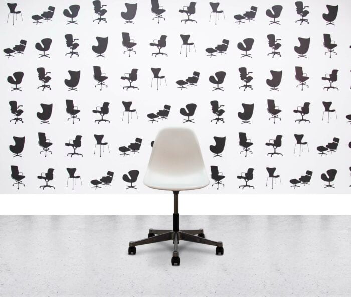 Refurbished Vitra Eames Plastic Side Chair PSCC - White Shell - Corporate SPec