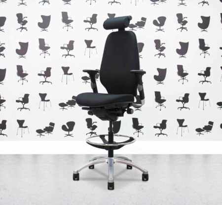 Refurbished RH Logic 400 Chair with Headrest - Stool - Corporate Spec 1