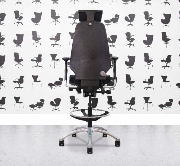 Refurbished RH Logic 400 Chair with Headrest - Stool - Corporate Spec 2
