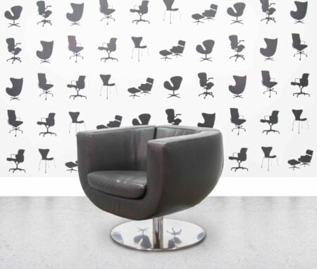 Refurbished B&B Italia Tulip Armchair - Black Leather - Corporate Spec 1