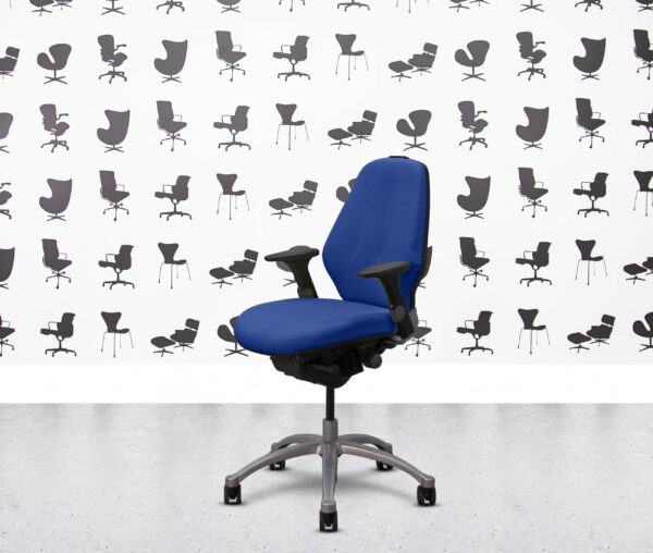 refurbished rh logic 300 chair medium back no headrest curacao