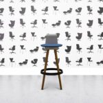 refurbished bene timba high stool with backrest white back and blue seat