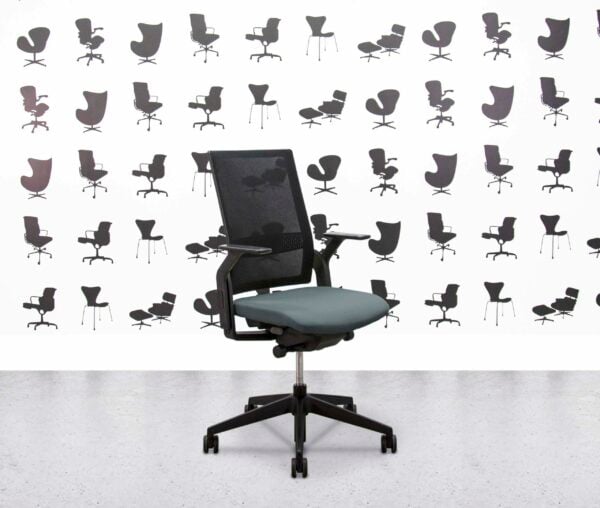 refurbished senator ecoflex office chair black frame multi colours
