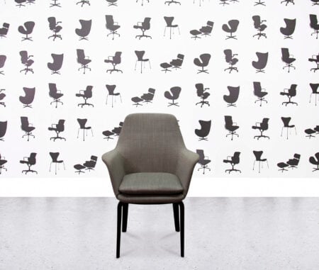 refurbished minotti york lounge chair khaki fabric