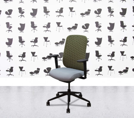 Refurbished Boss Design - Sia Task Chair - Green Cloud Mesh - Baby Blue Seat