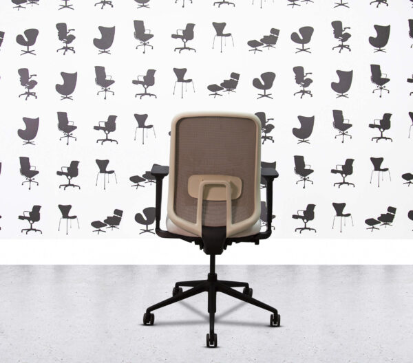 Refurbished Boss Design - Sia Task Chair - Black Frame - Beige Mesh and Seat3