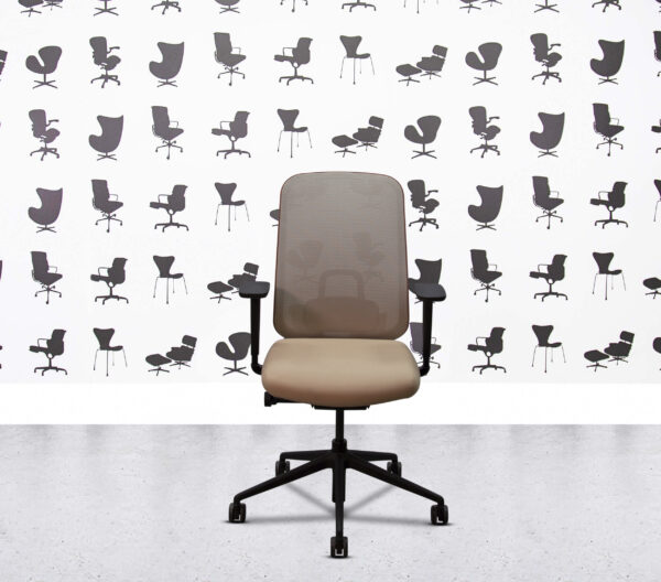 Refurbished Boss Design - Sia Task Chair - Black Frame and Base - Rose Beige Seat and Mesh1