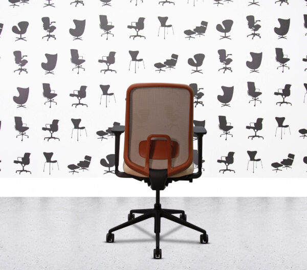Refurbished Boss Design - Sia Task Chair - Black Frame and Base - Rose Beige Seat and Mesh2