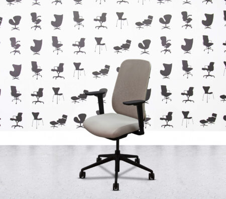 Refurbished Boss Design - Sia Task Chair - Black Frame - Beige Fizz Mesh - Beige Seat